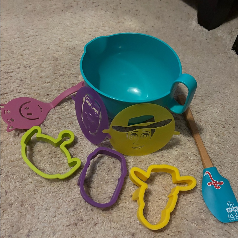 Pampered Chef Kids Toy Story 4 Complete Baking Set New
